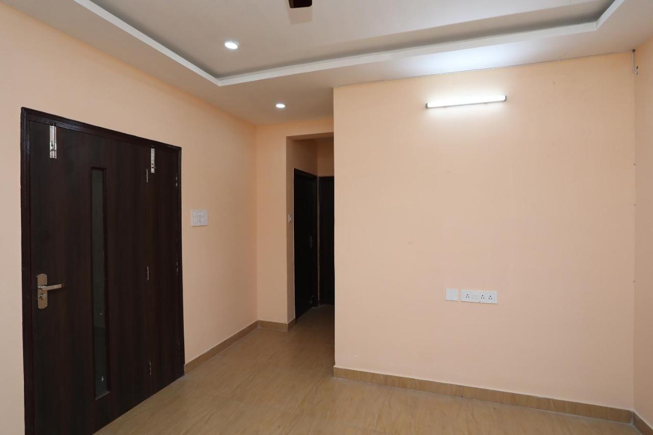 Oyo 17376 Happy Spring Inn كولكاتا المظهر الخارجي الصورة